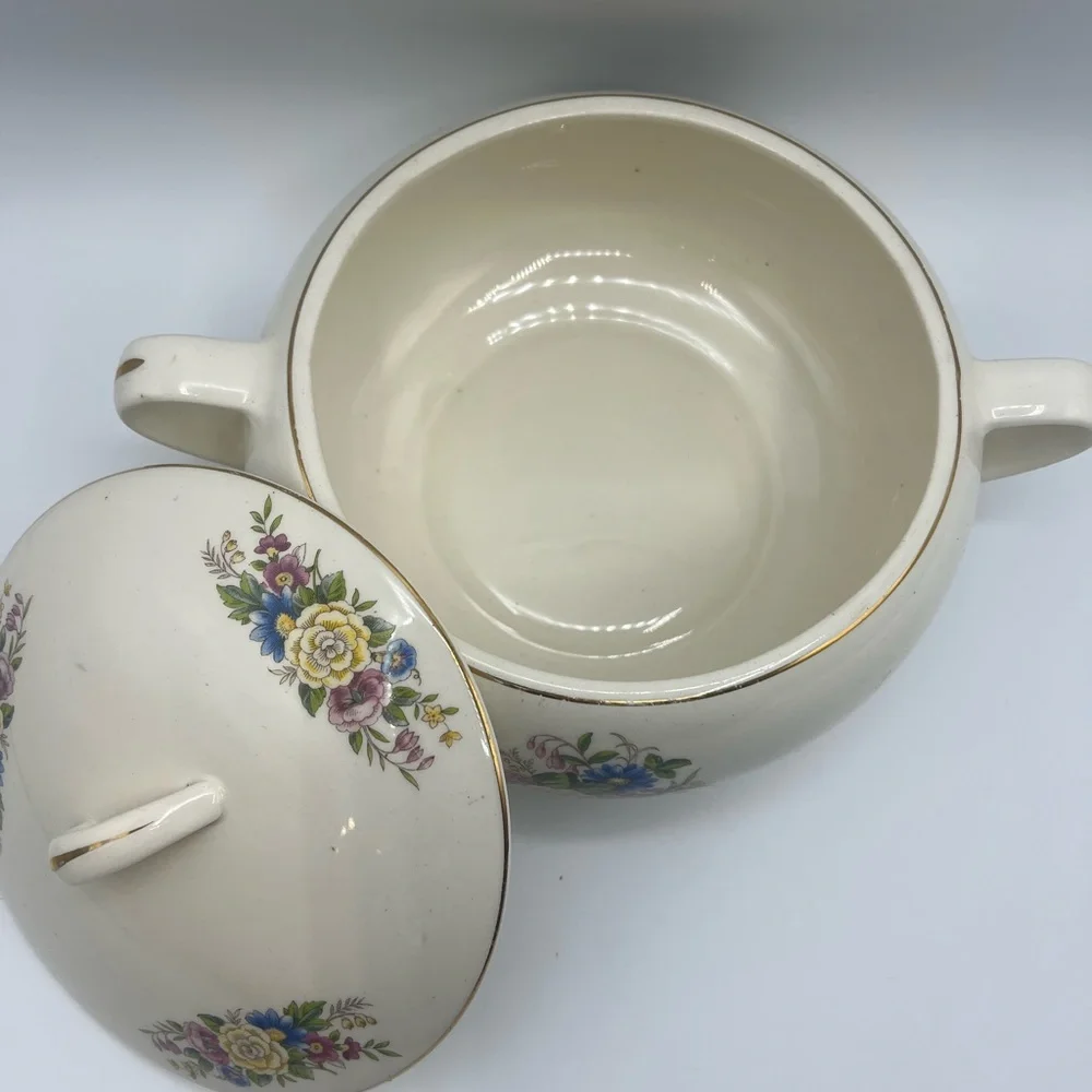 Vintage Covered Oval White With Florals Serving Dish With Lid Unmarked God Cond